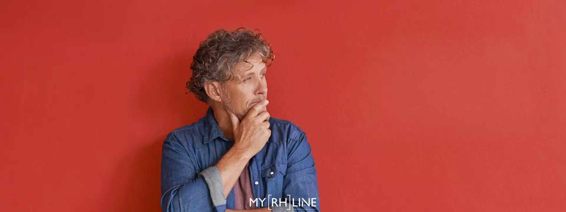 homme pensif diversité et inclusion entreprise