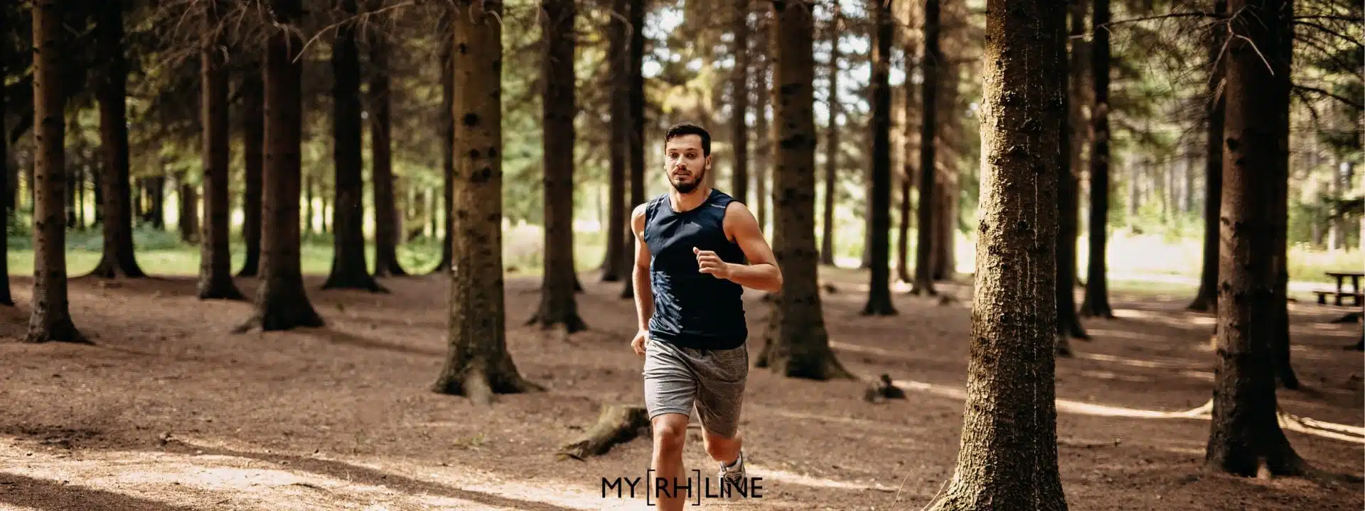 homme dans la forêt